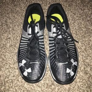 BRAND NEW NEVER WORN Under Armour Kicks!